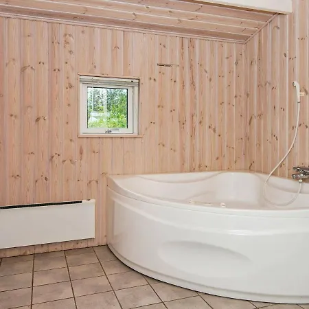 Holiday home 6 Person Holiday In Ebeltoft