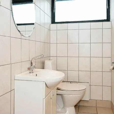 6 Person Holiday In Holiday home
